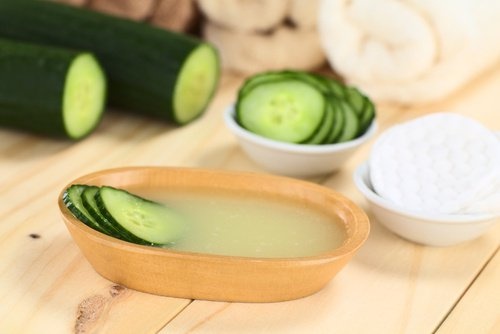 Pepino para preparar máscara facial