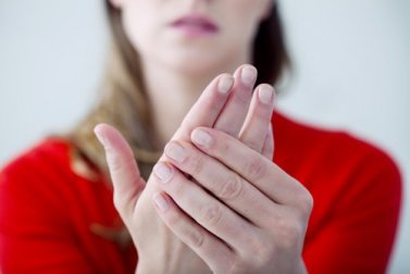 Por que nossas mãos ficam frias durante todo o ano?