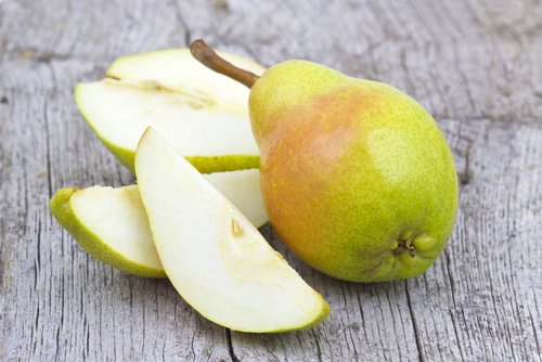 Benefícios de comer uma pera por dia Benefícios de comer uma pera por dia