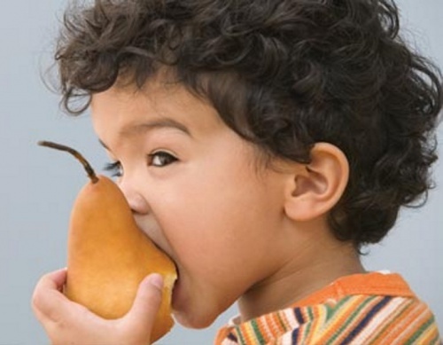 Benefícios de comer pera