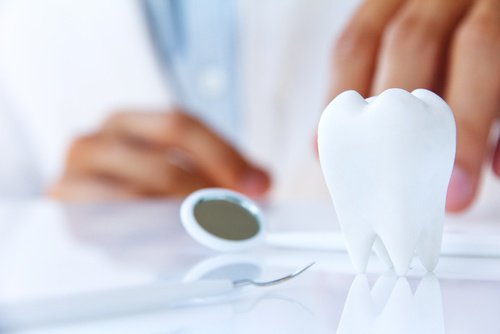 Perda dos dentes indicam problemas bucais