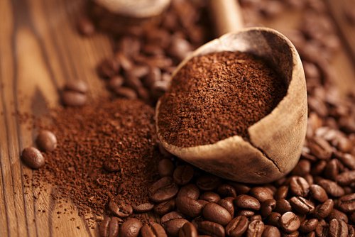 Café para evitar os maus odores nos armários