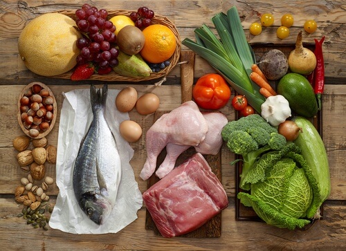 Ter uma alimentação variada é a base de muitas dietas