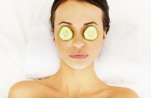 Tratamento-para-olhos-inchados