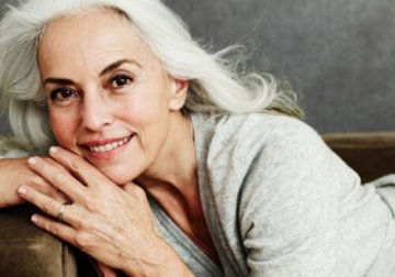Yazemeenah Rossi releva os segredos para se conservar bem aos 60 anos