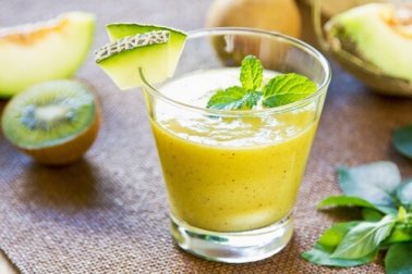4 bebidas saudáveis ​​para limpar o cólon naturalmente