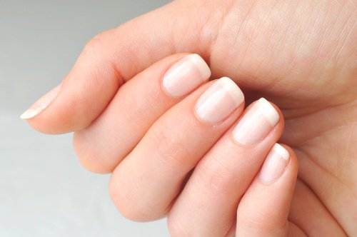 Unhas-amareladas