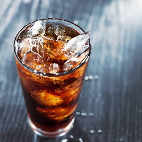 11 usos da Coca-Cola que demonstram que não é boa para consumo humano 11 usos da Coca-Cola que demonstram que não é boa para consumo humano