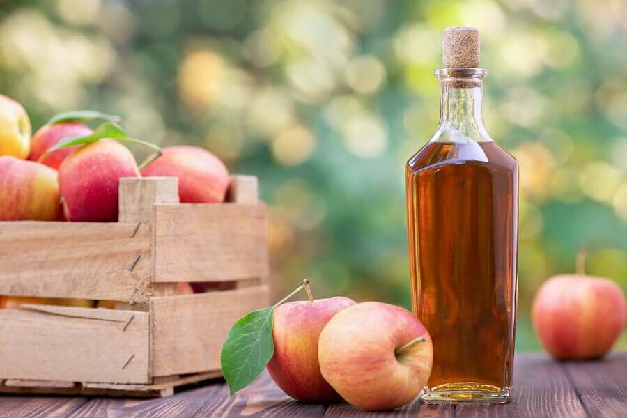 Limpeza facial com vinagre de maçã