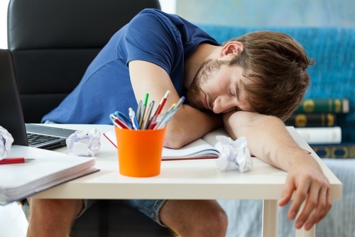Dormir bem para vencer a preguiça