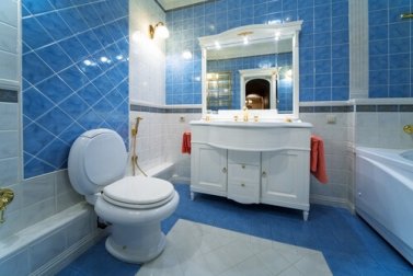 13 ideias interessantes para decorar um banheiro pequeno