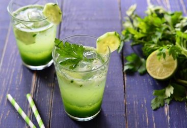 Bebida de salsa para limpar os rins de forma natural