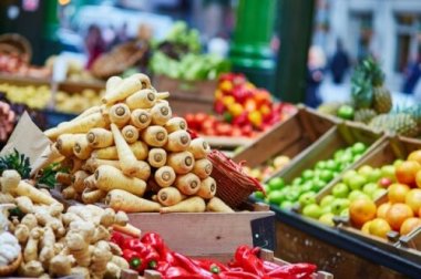 França proíbe por lei o desperdício dos alimentos que sobram nos supermercados