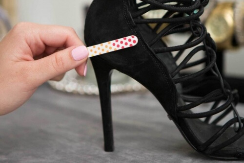recuperar_roupas_e_sapatos_de_camurca