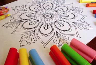 Descubra por que seus filhos deveriam colorir mandalas