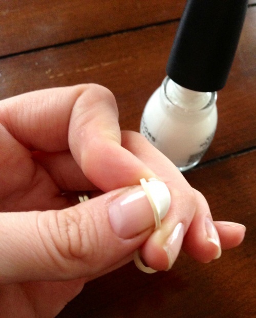 Manicure nas unhas
