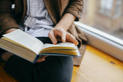 A vida nos obriga a virar páginas, mas também a trocar de livro