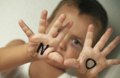 Dia contra o abuso infantil: proteger as crianças é responsabilidade de todos