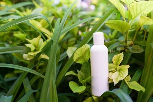Xampu caseiro para estimular o crescimento do cabelo e aumentar o volume