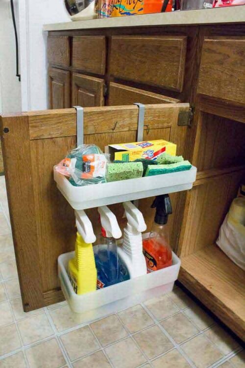 Estante para mais espaço no banheiro