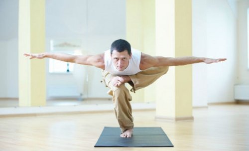 O plank favorece o equilibrio