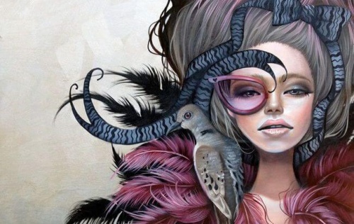 Mulher que julga pessoas