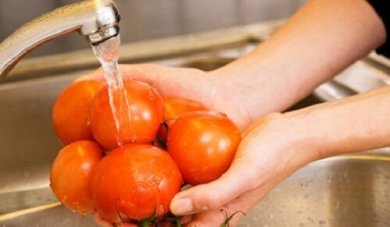 Saiba como lavar e desinfetar corretamente as frutas e verduras