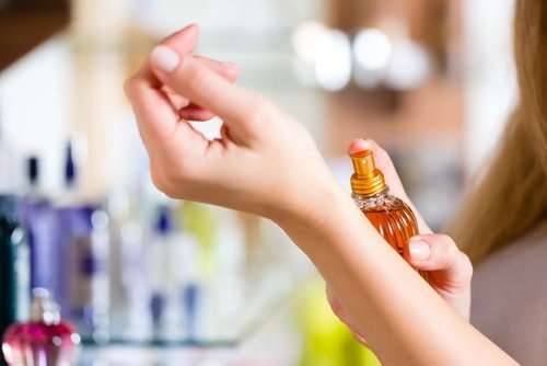Perfume que pode desencadear enxaqueca