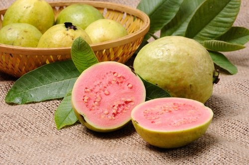 Suco de goiaba para a colite