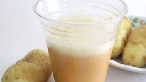 Água de batata para escurecer cabelos brancos