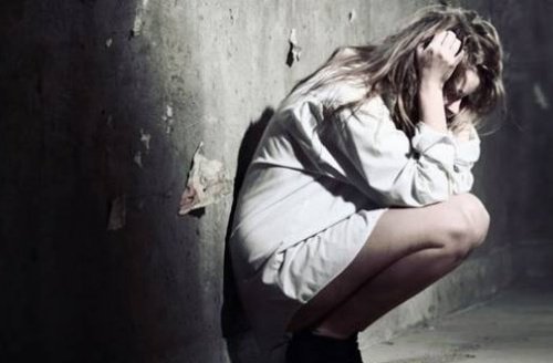 Menina com depressão