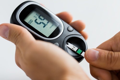 7 maneiras de controlar os níveis altos de açúcar no sangue