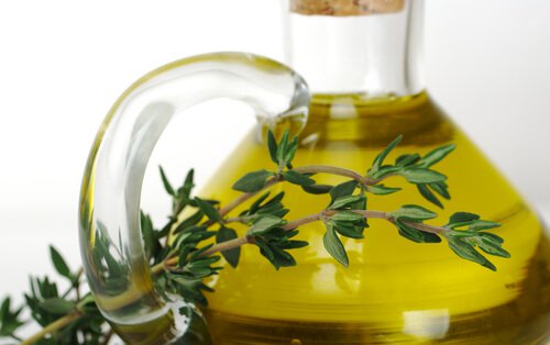 Óleo de tomilho para descongestionar as vias respiratórias