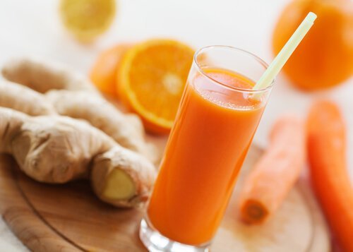 Suco de cenoura e gengibre