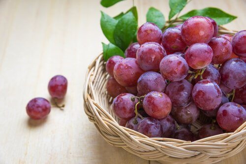 5 razões para incluir uvas vermelhas em nossa dieta 5 razões para incluir uvas vermelhas em nossa dieta