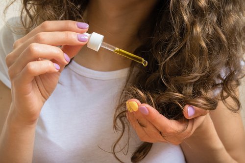Truques e hábitos para que seu cabelo cresça mais rápido naturalmente