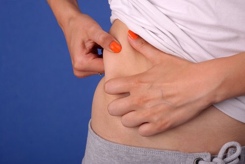 Por que a gordura se acumula na barriga e como eliminá-la?