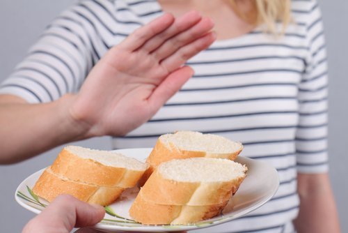 O pão com glútem deixa nosso rosto irreconhecível