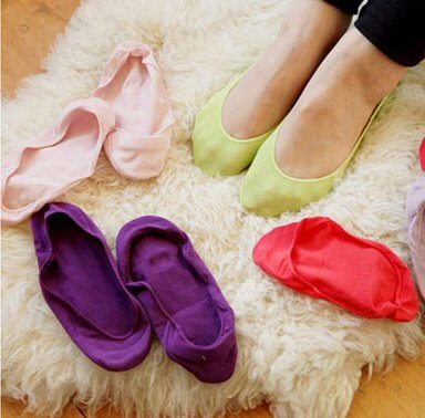 Meias duplas para que os sapatos não machuquem