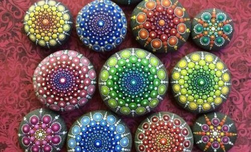 A Arteterapia com pedras: nova técnica para aliviar o estresse