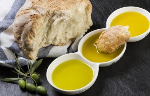 Pão com azeite de oliva, uma combinação perfeita
