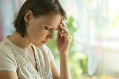 Mulher com depressão porfalta de caminhar