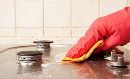 6 truques fáceis para limpar a cozinha
