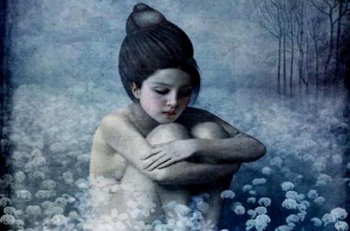 mulher_pensativa_prado_campo_flores