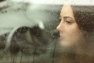 8 dicas para combater a tristeza e o desânimo naturalmente