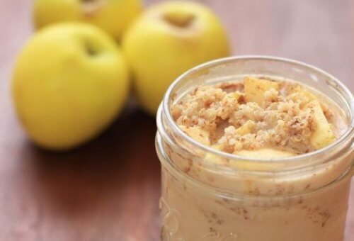 Benefícios de comer quinoa com maçã e canela