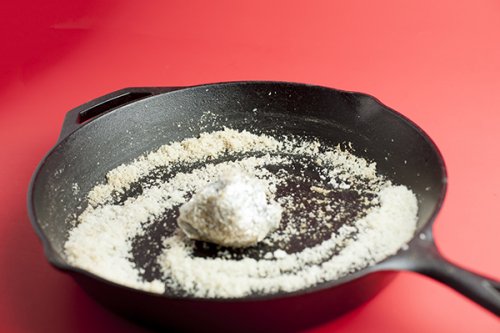 Truques simples para deixar as frigideiras como novas Truques simples para deixar as frigideiras como novas