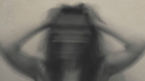 mulher_ansiosa_desespero
