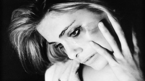 mulher_chorando