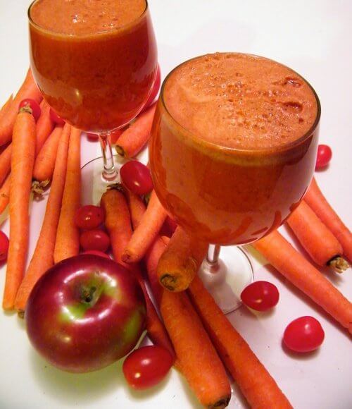 Suco de cenoura e maçã